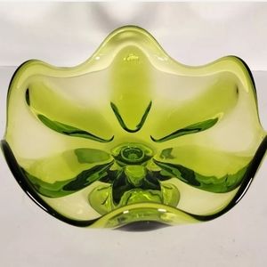 Vintage 1970s Viking Epic Glass Green 6 Petal compote Pedestal Bowl